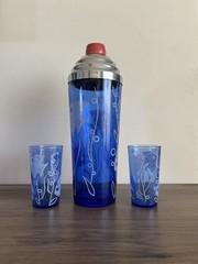 Vintage Hazel Atlas angel fish ritz blue cocktail shaker 2 Glasses 30s heavy