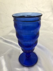 1 L.E. Smith Co. Cobalt Blue Mt. Pleasant Footed Glass Tumbler/Vase Glass Ware