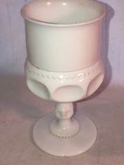 Kings Crown 5.75 Inch Milk Glass Goblet 9 Oz Mint
