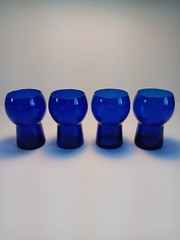 Lot of 4 VTG MCM Cobalt Blue Flat Tumblers Mushroom Shaped Glasses 🔥