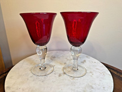Pair of Wine/Water Hand Blown Glass Goblets Stemware Barware Ruby Red Bubbles
