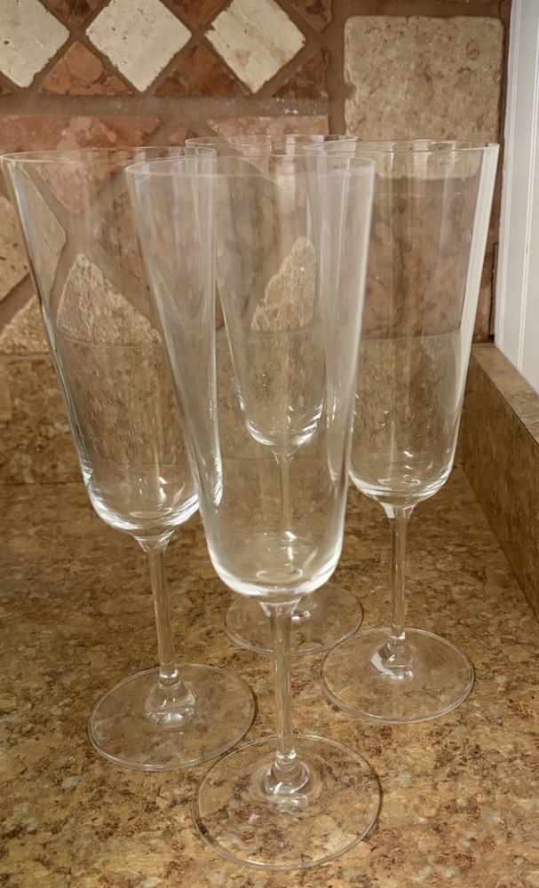 Set of 4 Marquis by Waterford Champagne Flutes 9 oz