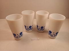 Vintage Set 4 Hazel Atlas Blue Cornflower Daisy Milk Glass 8 Oz. Tumblers
