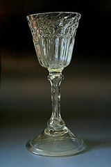 18TH CENTURY BELGIAN LIEGE WINE GLASS – CIRCA 1730
