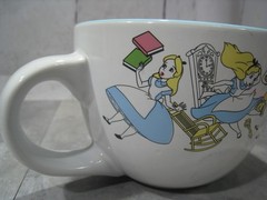 Disney Alice in Wonderland Mug 24oz Curiouser Ceramic Silver Buffalo Cup Tea Cof