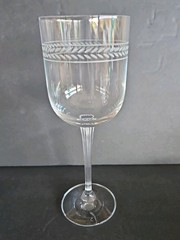 Christenenhutte Crystal Wine Glasses 8 3/8″ CRH10 Ribbed Stem Cut Laurel Design