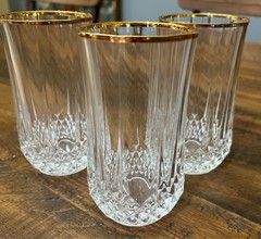 Crystal glass tumblers with gold rims from Longchamp Gold pattern
