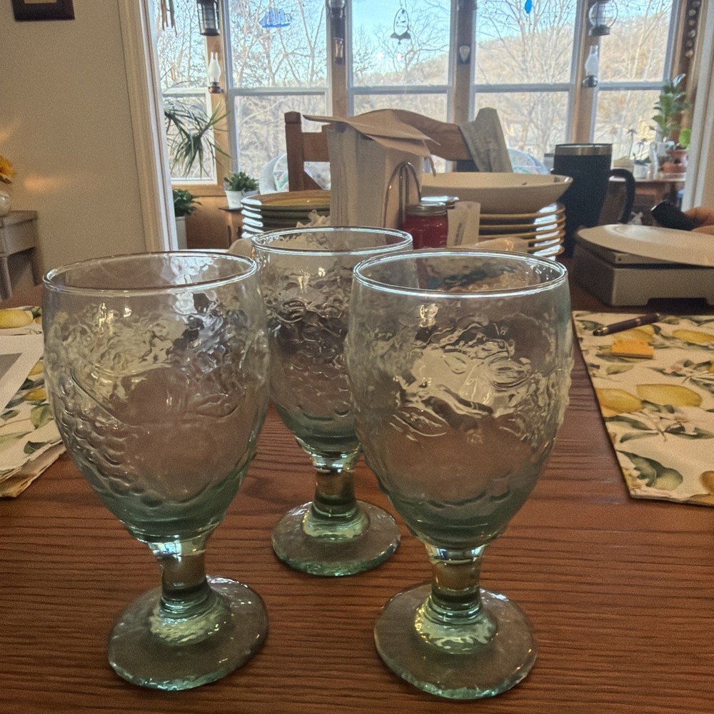 Set of 3 Libbey Green Water Glass Goblets Orchard Fruit 7″ tall 12 fl oz Vintage