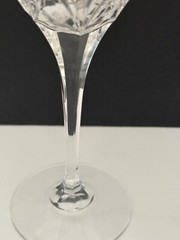 Mikasa Petit Points Cut Crystal Water/Wine Goblet 9” Etched Stem Leaf 1995-2004