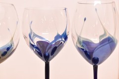 Randy Strong Studio Art Glass Set of 4 Wine Goblets Blue Pulled Feather SIGNED