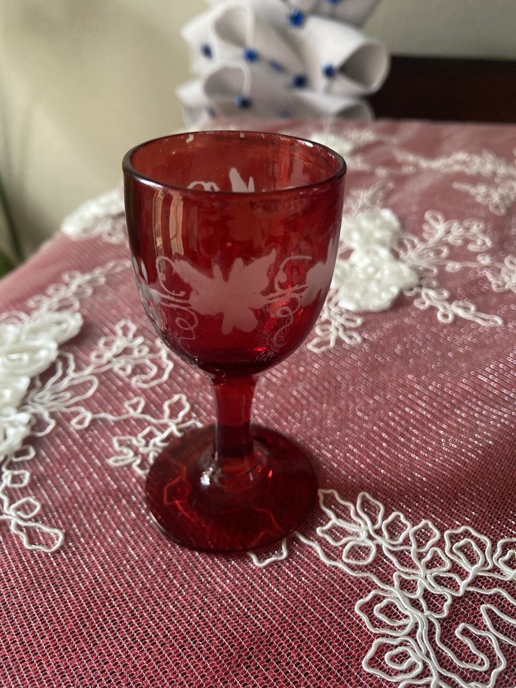 Red Glass Goblet, White Etched Grape Leaf Pattern, Decorative Round Stemware