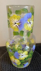 VINTAGE PAINTED TUMBLE UP BEDSIDE SET YELLOW, PURPLE PANSIES ON CLEAR GLASS 60’S