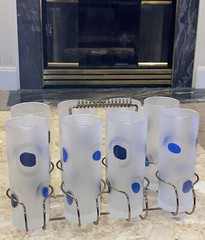 Set of 8 Mid Century Frosted Glasses & Carrier Iridescent Blue Circles Rings 7”
