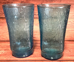 2 Anchor Hocking Pagoda Laser Blue Turquoise Texture Rain 5 1/2″ Tumbler 16 oz