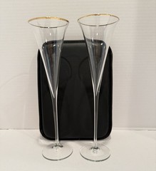 Gorgeous Vintage Romanian Trumpet Champagne 11 3/4 Inch Wedding Set w/ Gold Trim