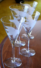 Vintage Set 4 FROSTED SWIRL CUT LEAF Crystal Water Goblets 8 1/8″ Midcentury Mod