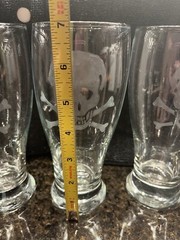 Pilsner Beer Glasses With Etched Skull & Crossbones Set Of 4 16 Oz
