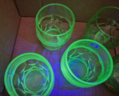 VTG Anchor Hocking Uranium Glass Georgian Honeycomb Tumblers Green 4oz Set of 7