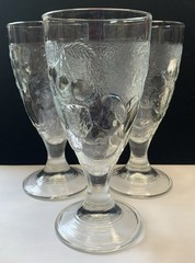 VTG Arcoroc France Stemmed Goblet Embossed Clear Molded Raised Fruit Glasses (3)