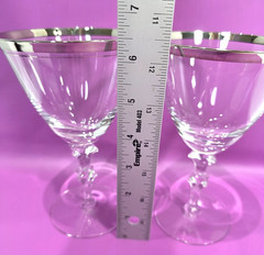 Vintage MCM Elegant Wine Glasses Pressed Leaf Stem Platinum Band 6 3/8″ Set of 2