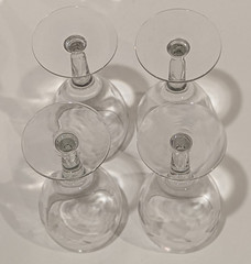 Vintage Crystal Wine Glasses Goblets Etched Grape Cluster Grapevine 10 oz 6.75″T