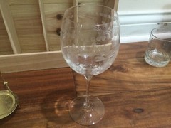 Da Vinci Medici oversize Water Goblet etched berries leaves mint Signed 7 5/8″