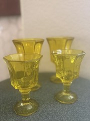 (4)Rare Green/Yellow Octagonal Goblet/Uranium. Vaseline glasses Cadmium Glows