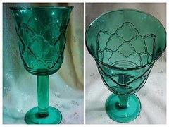 NWT Teal Turquoise Glass Goblet – 3D Quatrefoil Design – Holds 14 oz.