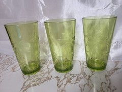 Vintage Green Glass Palm Tree Tumblers Set of 3 Drinking Glasses 6″ Tall…