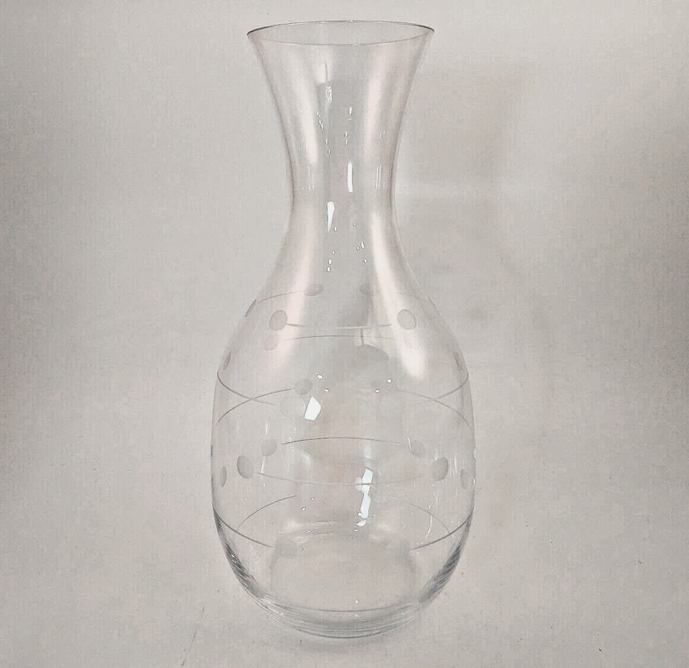 Lenox Oxygen Swing (Lines and Dots) 9 7/8″ Carafe – Wine/Water/Juice