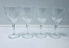 Vintage Luminarc Diamant Crystal Wine Glasses Sunburst Pattern Set of 4
