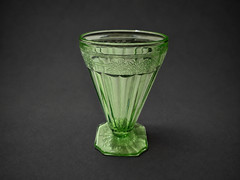 Jeannette Poinsettia Adam Green Uranium Depression Glass 7oz Tumblers Set of 6