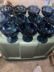 SET OF 11 IMPERIAL OLD WILLIAMSBURG ANTIQUE BLUE CHAMPAGNE SHERBET GLASS GOBLET