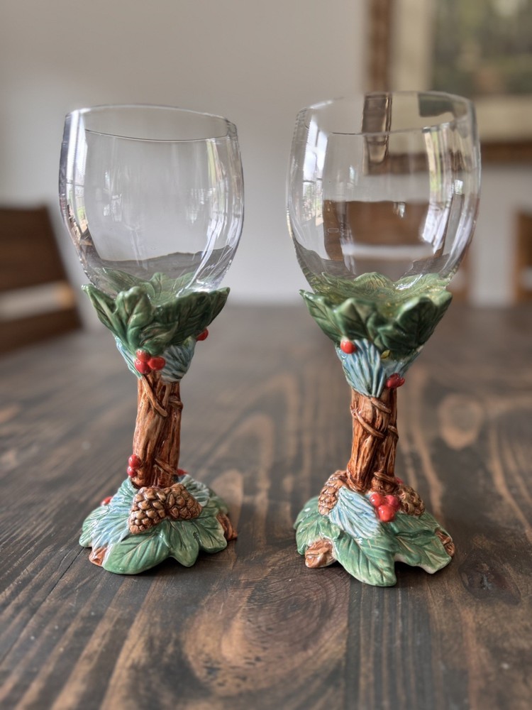 Fitz & Floyd Classics Woodland Wine Glasses Set 2 Holly Pinecone Goblets VTG