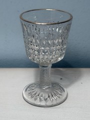 Vintage JEANNETTE Cordial Glasses: Diamond Cut, Twist Stem, Gold Rim Set of 4