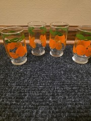 VTG (4) ANCHOR HOCKING 6 OZ. OJ ORANGE JUICE GLASSES FOOTED GREEN LEAVES EXC