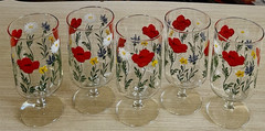5 GARDEN FLOWER 12 OUNCE FOOTED TUMBLERS GOBLETS MULTICOLOR DESIGN 6 1/2″ TALL