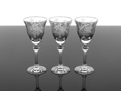 TIFFIN-FRANCISCAN PERSIAN PHEASANT OPTIC CRYSTAL 2 OZ CORDIAL GLASSES – SET OF 3