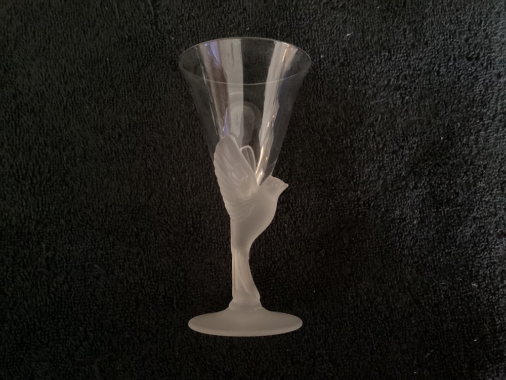 Sasaki vintage crystal frosted dove cordial glasses (6)