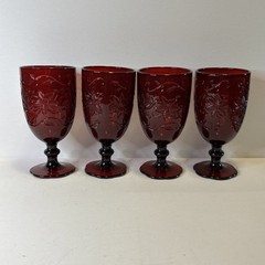 4 – Vintage Princess House Fantasia Poinsettia Footed Tumblers Ruby Glass 16 oz