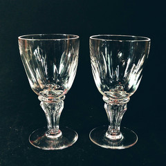 ROYAL LEERDAM QUEEN JULIANA WINE GLASSES, Cut Lead Crystal 4 1/2″, 2PCS