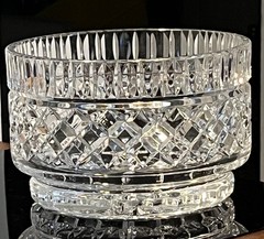 Crystal Clear Industries VERSAILLES Cut Centerpiece Crystal Bowl Discontinued