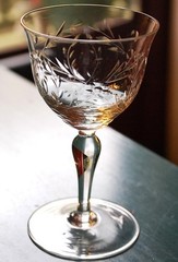Vtg Set 7 HAND BEVEL CUT Wine Glasses CROSSED WREATH FLORAL/ Bulb Stem 4.75″