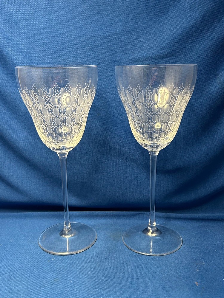 ROSENTHAL, ROMANCE MOTIF II PAIR OF WHITE WINE GLASSES