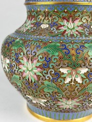 Antique Covered Pot Chinese Cloisonné Enamel Dog of Fo Bronze Asia China