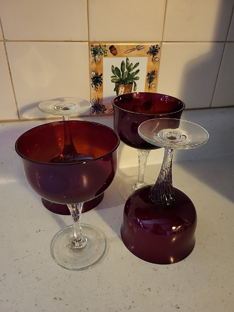 VTG 4 Pc. Colony Saturn Ruby Red 5.5″ Twisted Stem-Cocktail Goblets. Pre-owned