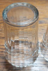 Vintage? set of (3) clear diamond/lattice pattern juice glasses