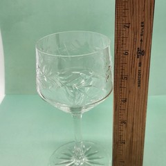 Set Of 4 Fine Crystal Wine Glasses Floral Etched 6 Oz. MCM Excellent Condition