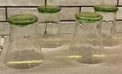 Set Of 4- 12oz Vintage Green Glass Tumblers Thumbprint /Optic Dot 4 1/2” Tall