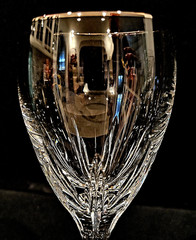 LENOX CRYSTAL MILLENNIUM EDITION FIRELIGHT WINE GLASS PLATINUM RIM 7 7/8″ USA